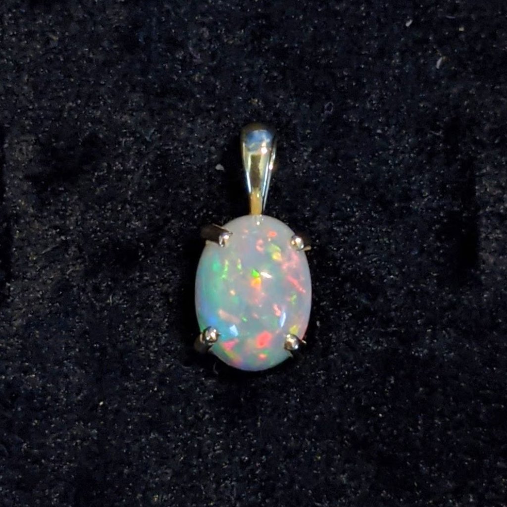 1.25ct Cabochon Opal Solitaire Pendant In Solid 14k Gold | Oval Shape 9x7mm